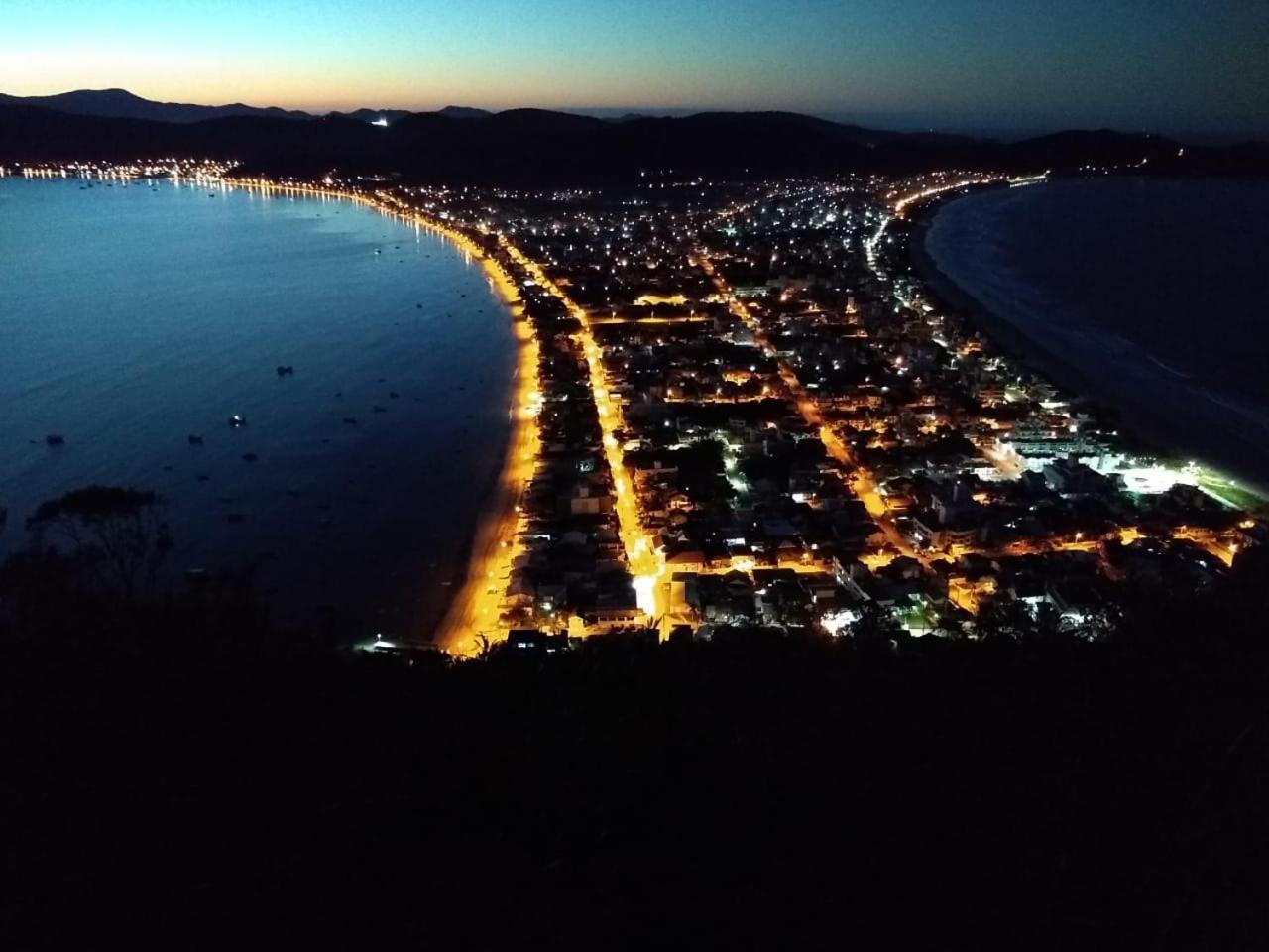 Dos Açores Bombinhas
